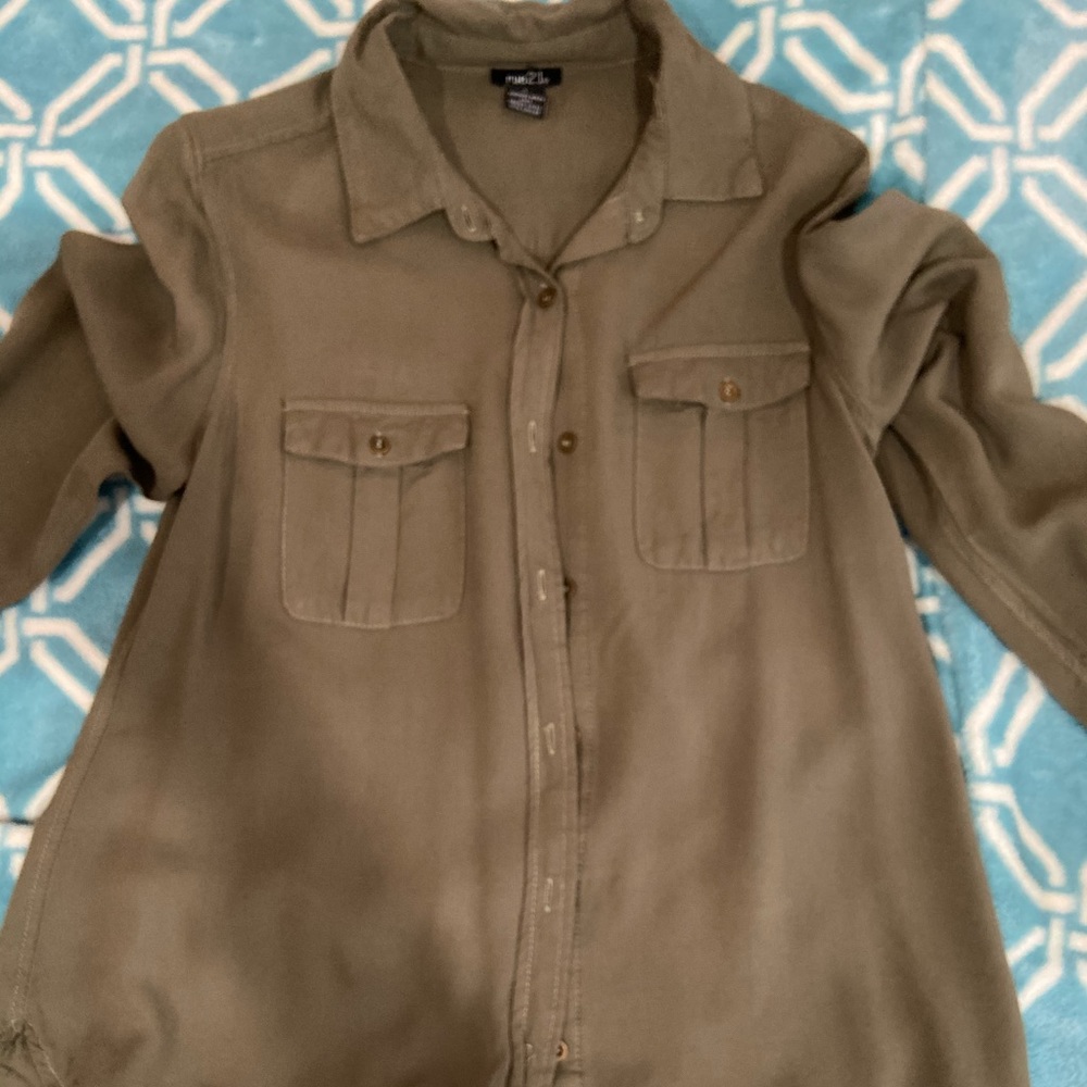 RUE 21 long sleeve